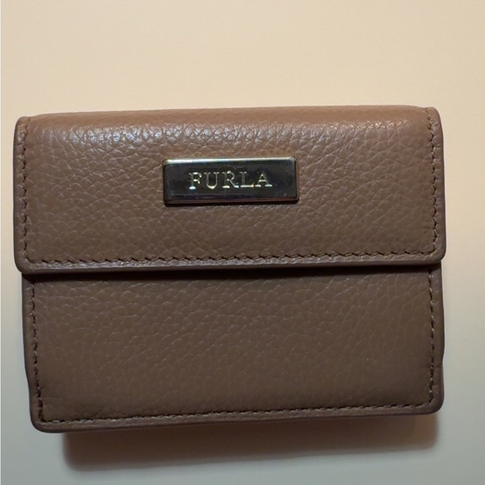 FURLA  Mini Trifold Wallet Desert Sand Leather